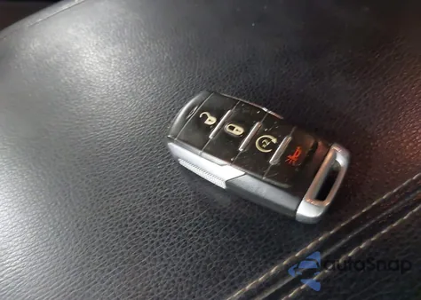 2021 Ram 1500 Big Horn 4X4 5'7 Box z USA, uszkodzony, nr VIN 1C6SRFFM0MN613666